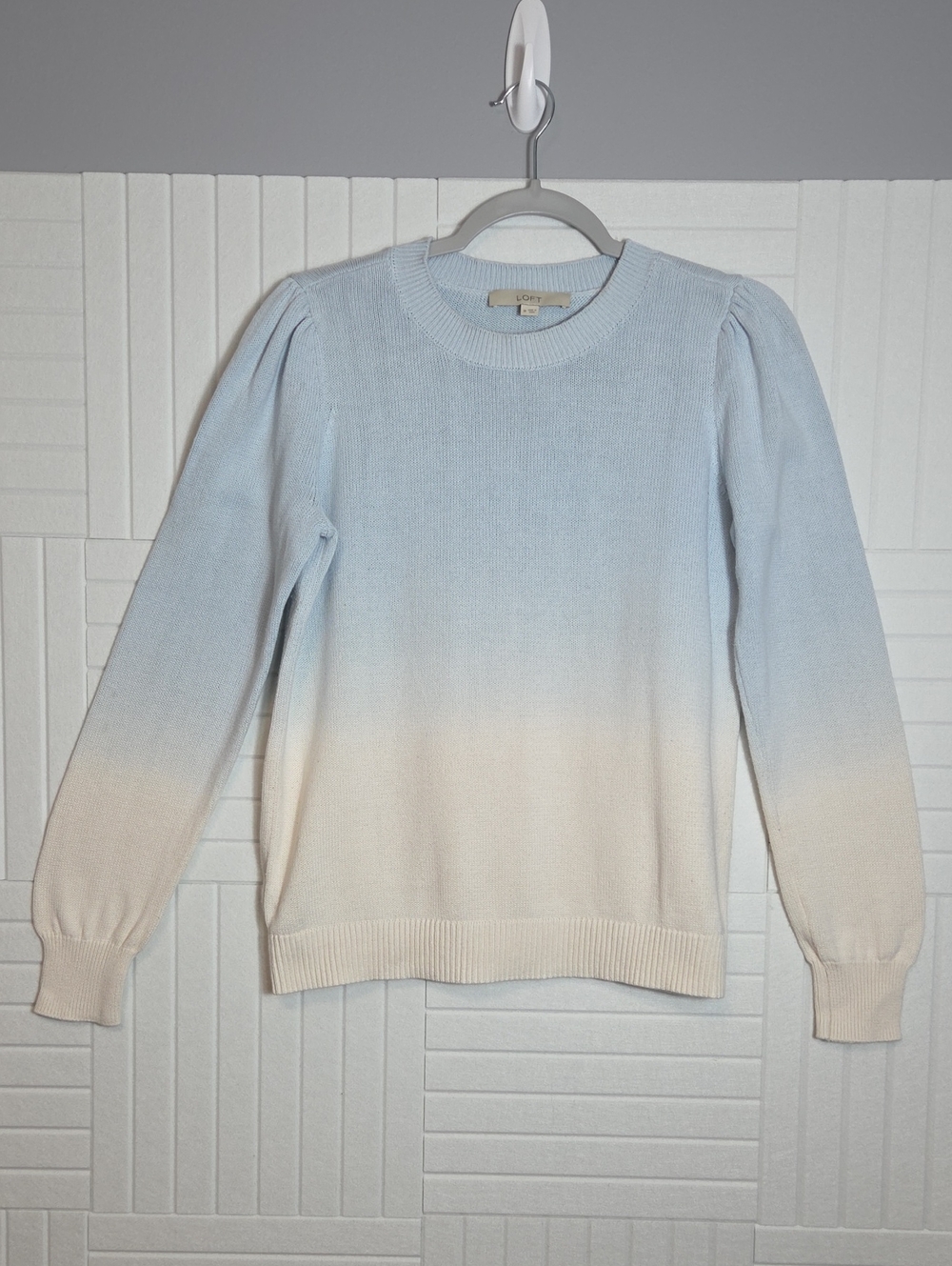 LOFT 100% Cotton Light Blue White Ombre Puff Shoulder Sweater Size M
